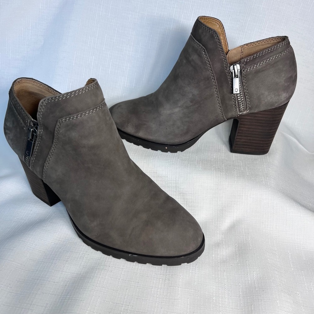 Lucky Brand Natlee Bootie 8M Grey Leather Side Zip Stacked Heel Ankle Boots